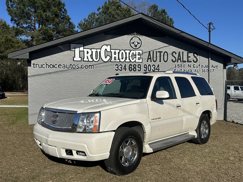 2005 Cadillac Escalade Base
