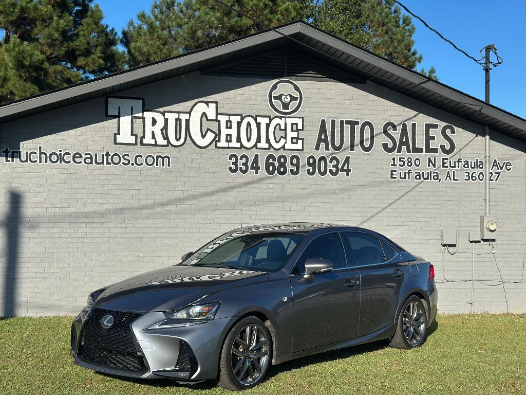 2020 Lexus IS