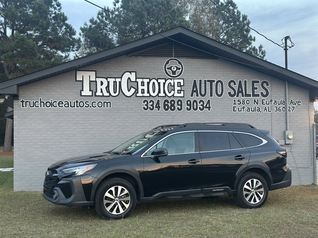 2023 Subaru Outback Premium's photo